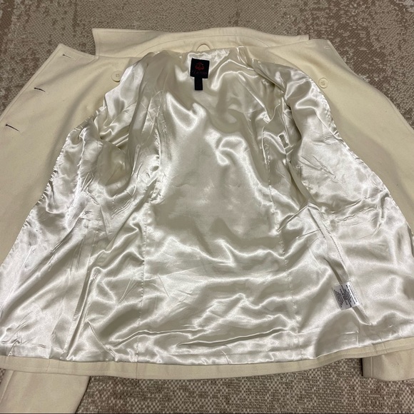 Beyonce Dereon Wool Pea Coat. - Picture 10 of 16